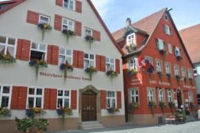 Hotel-Restaurant Goldenes Lamm, Dinkelsbühl